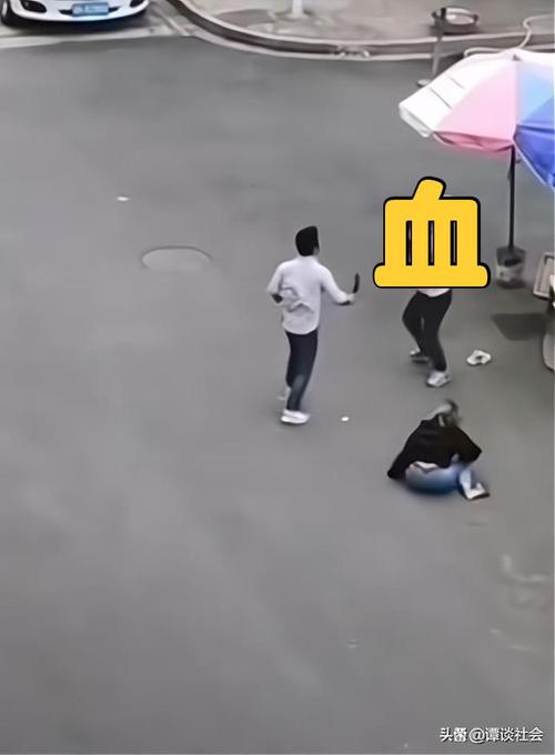 澳门管家婆100%精准天天和男子持菜刀砍伤同学与一男子持菜刀砍学生